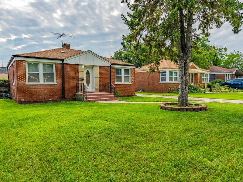 409 Englewood Avenue Hillside IL 60162