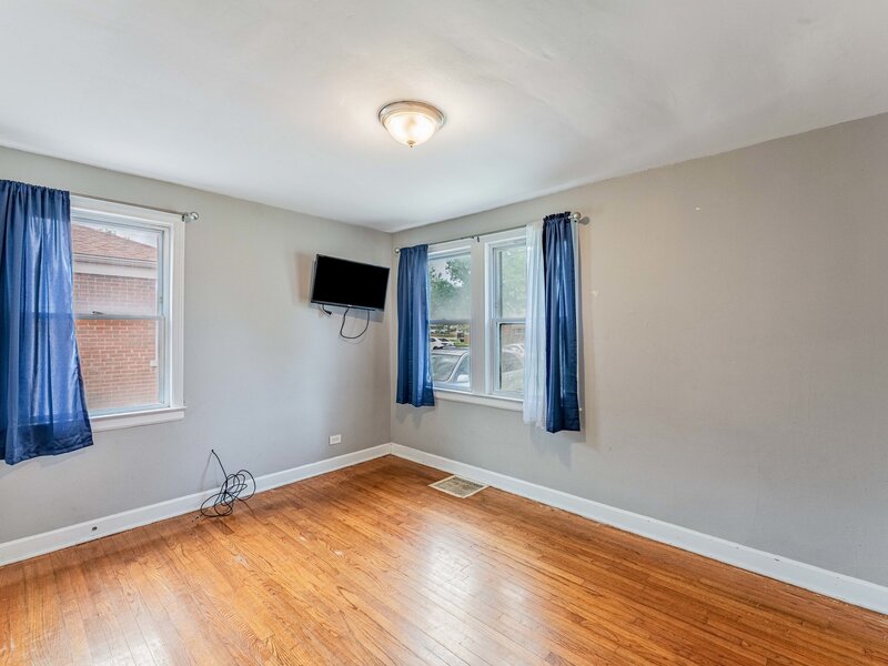 409 Englewood Avenue Hillside IL 60162