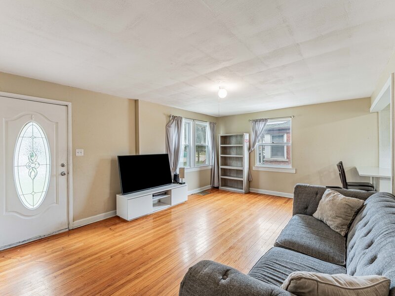 409 Englewood Avenue Hillside IL 60162