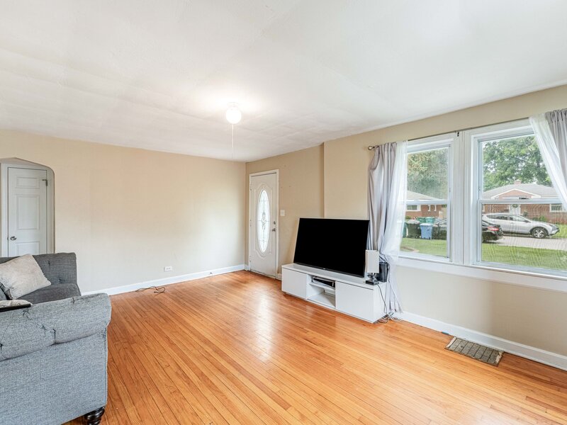 409 Englewood Avenue Hillside IL 60162