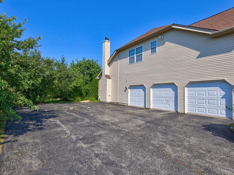 5587 Notting Hill Road Gurnee IL 60031