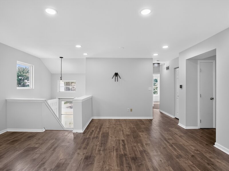440 Newport Circle Oswego IL 60543