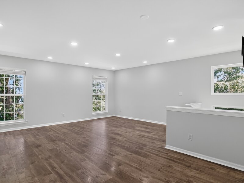440 Newport Circle Oswego IL 60543