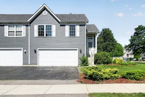 Photo of 440 Newport Circle Oswego IL 60543