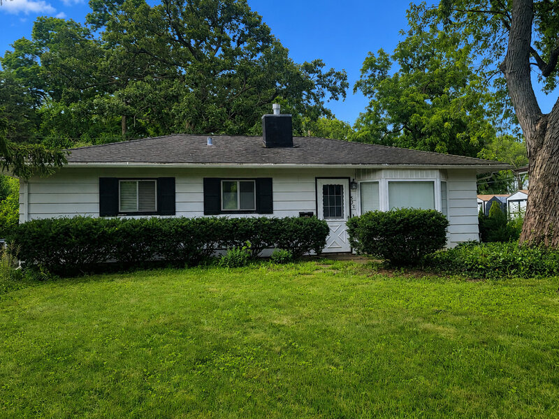 525 N Lake Street Grayslake IL 60030