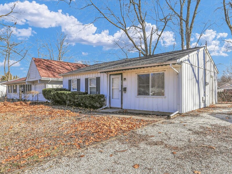 704 S Scottswood Drive Urbana IL 61802