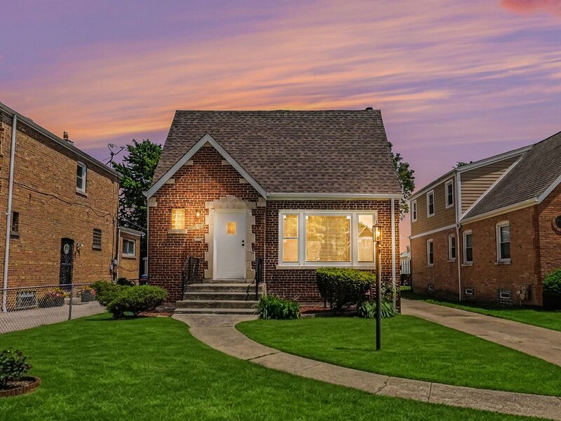 10827 S Peoria Street Chicago IL 60643