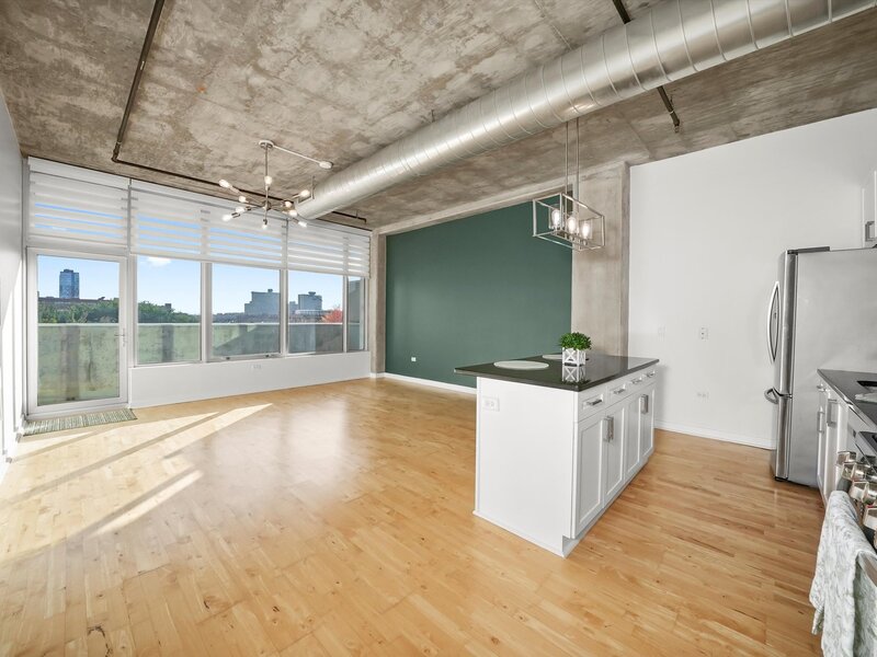 50 E 16th Street Chicago IL 60616
