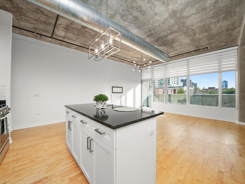 50 E 16th Street Chicago IL 60616