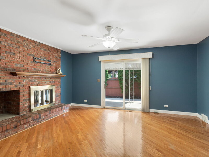161 Jackson Lane Bloomingdale IL 60108