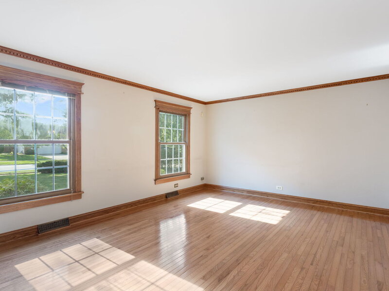 161 Jackson Lane Bloomingdale IL 60108