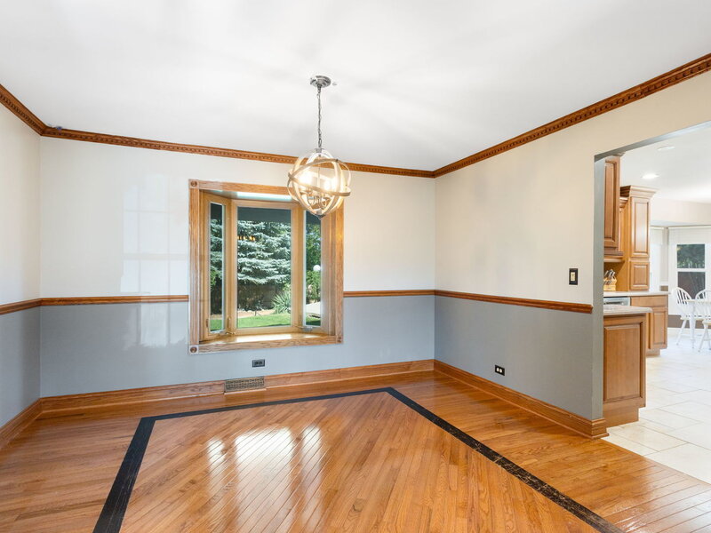 161 Jackson Lane Bloomingdale IL 60108