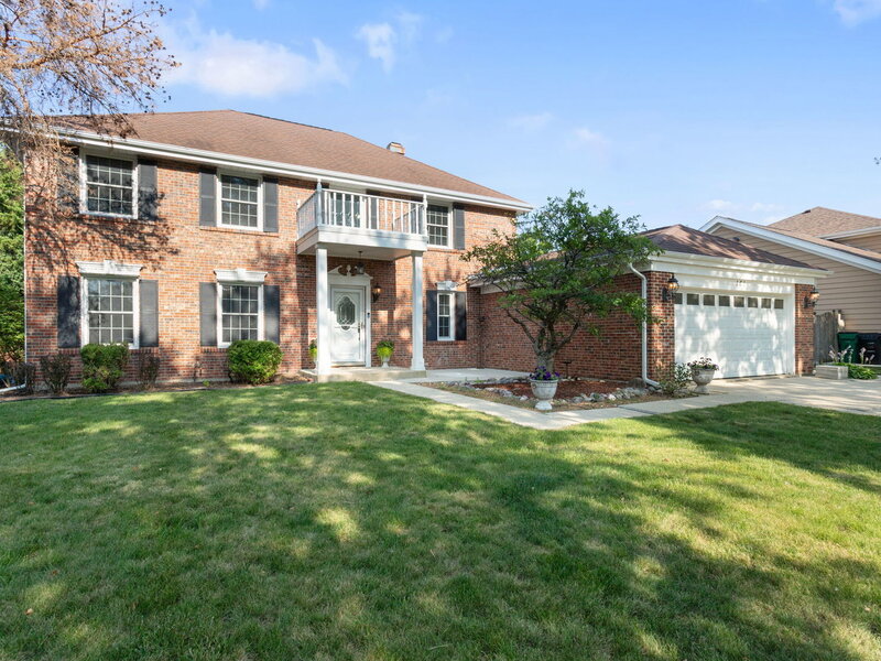 161 Jackson Lane Bloomingdale IL 60108