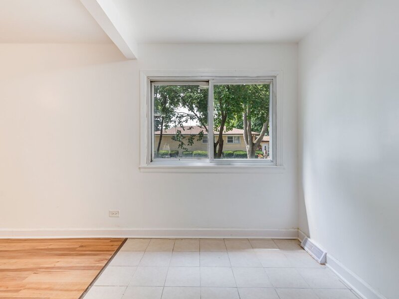 14246 S Palmer Avenue Posen IL 60469