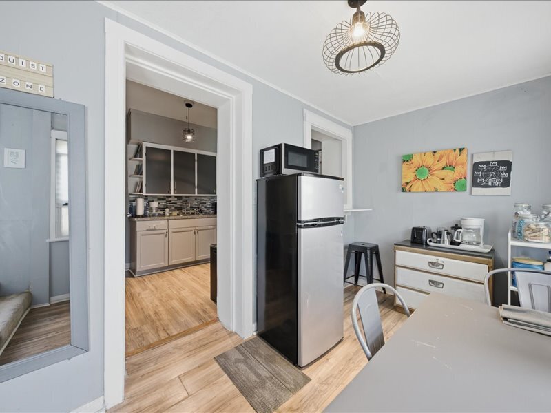 1534 E 73rd Place Chicago IL 60619