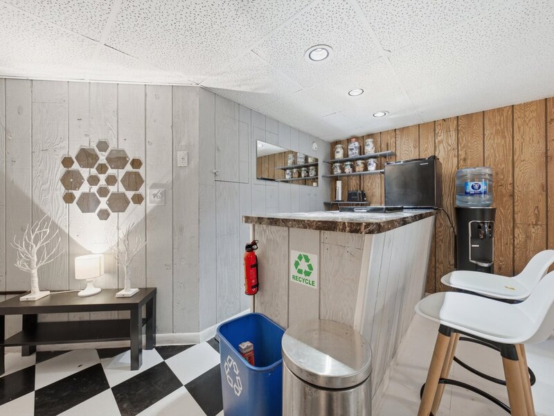 1534 E 73rd Place Chicago IL 60619