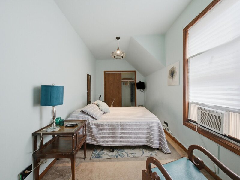 1534 E 73rd Place Chicago IL 60619