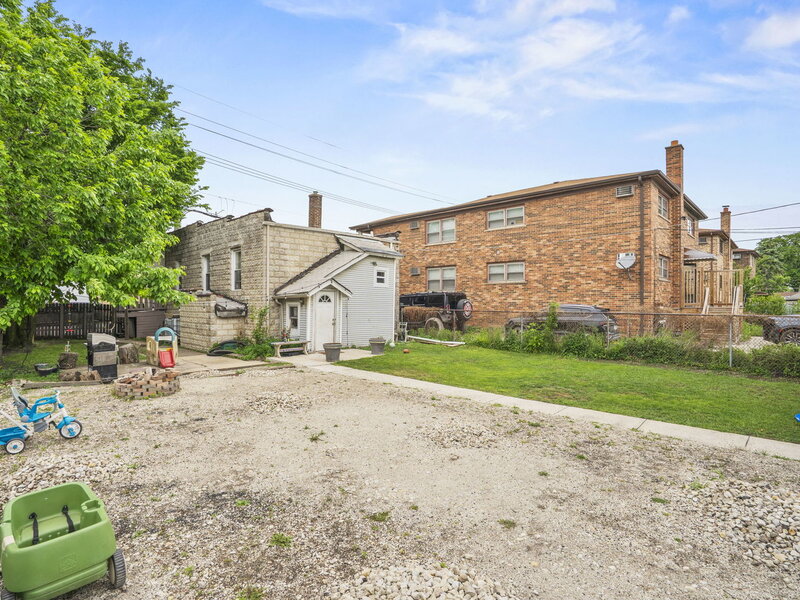 4635 Eberly Avenue Brookfield IL 60513