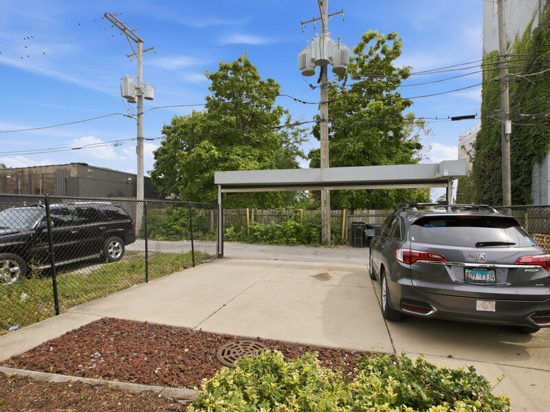 2539 W Warren Boulevard Chicago IL 60612