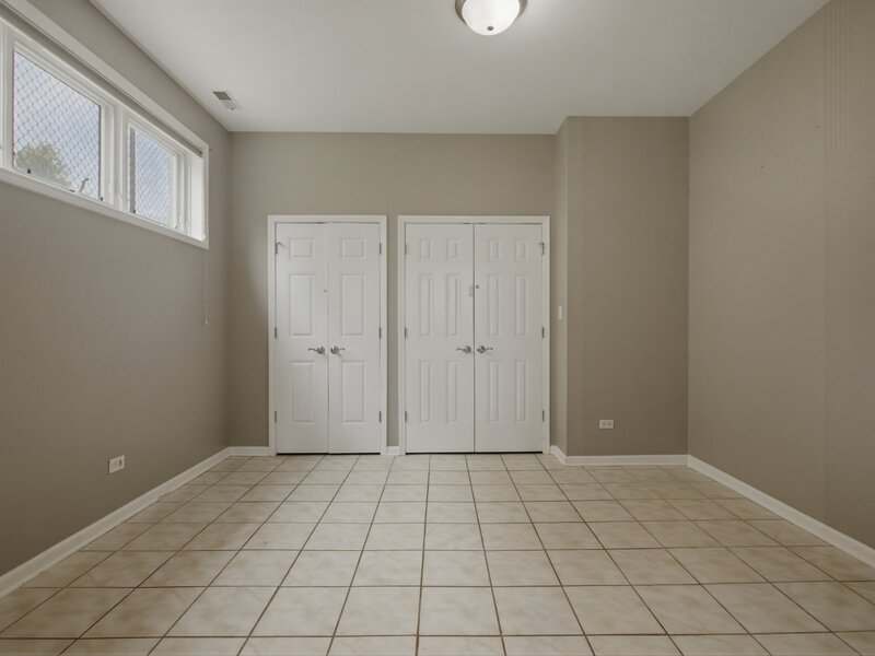 2539 W Warren Boulevard Chicago IL 60612