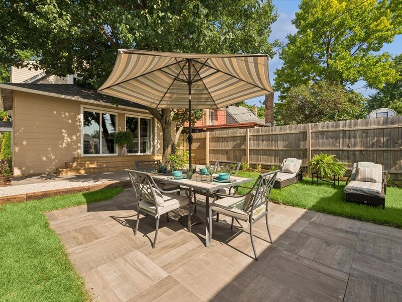 4019 Prairie Avenue Schiller Park IL 60176