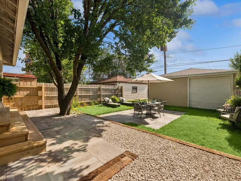 4019 Prairie Avenue Schiller Park IL 60176