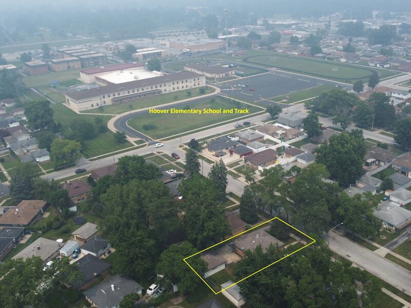 1326 Imperial Avenue Calumet City IL 60409