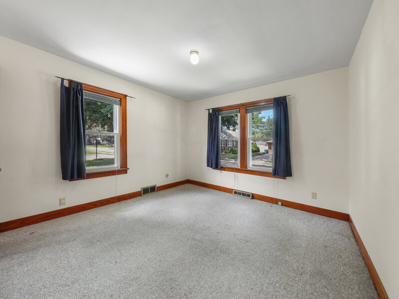 1614 7th Street Peru IL 61354