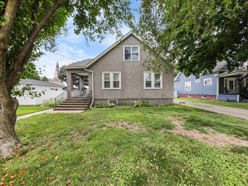 1614 7th Street Peru IL 61354