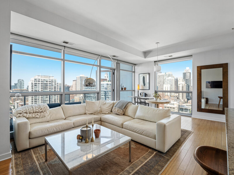 303 W Ohio Street Chicago IL 60654