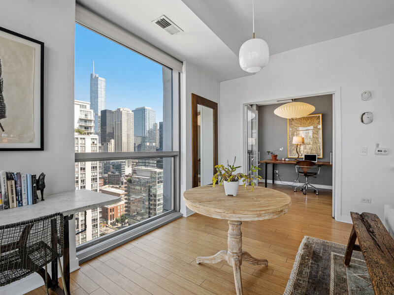 303 W Ohio Street Chicago IL 60654