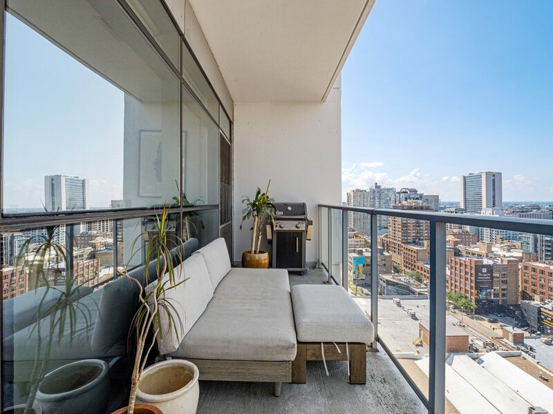 303 W Ohio Street Chicago IL 60654