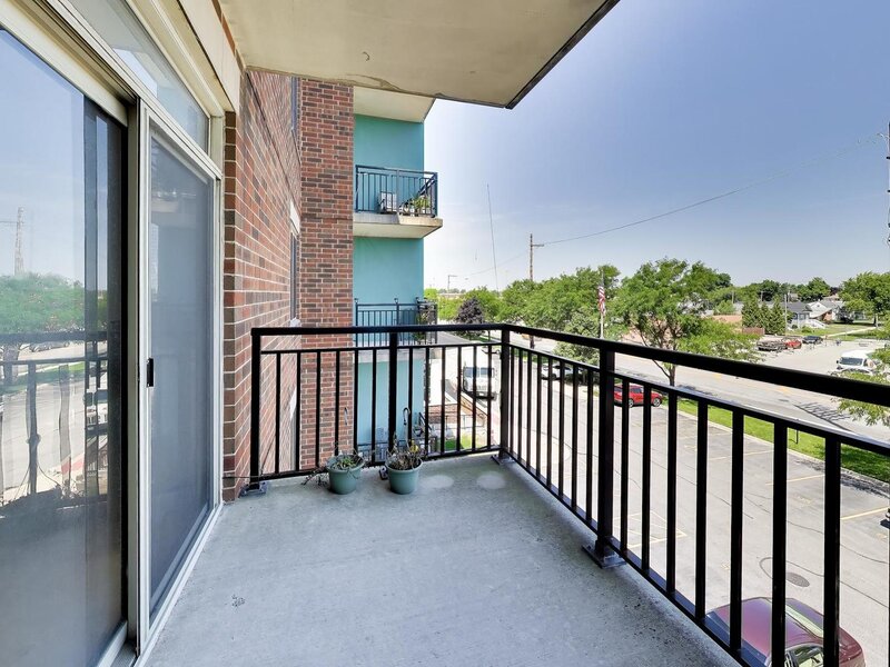 9355 Irving Park Road Schiller Park IL 60176