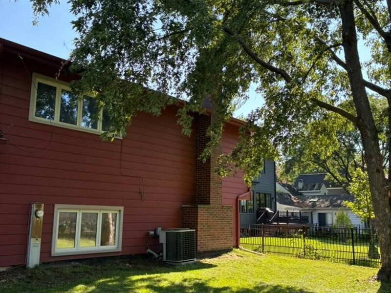 633 E 8th Avenue Naperville IL 60563
