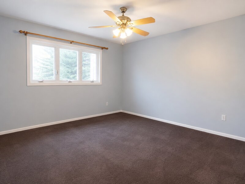 633 E 8th Avenue Naperville IL 60563