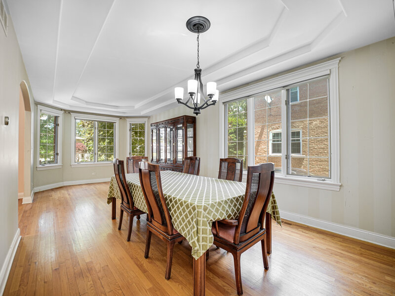 4825 W 92nd Street Oak Lawn IL 60453