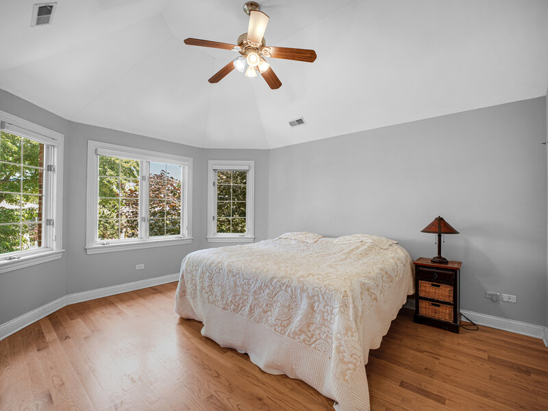 4825 W 92nd Street Oak Lawn IL 60453