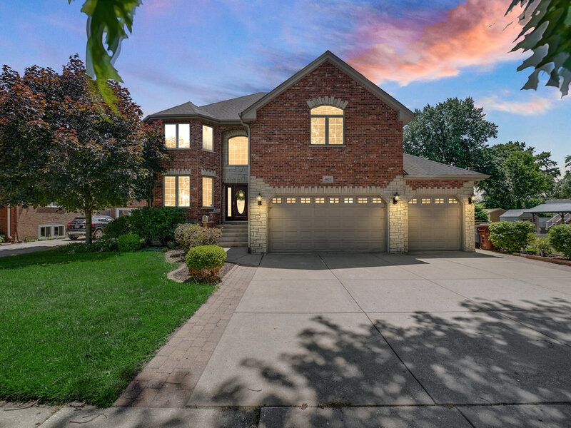 4825 W 92nd Street Oak Lawn IL 60453