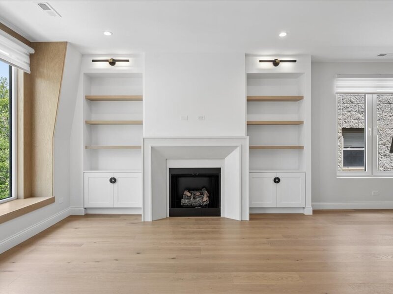 3739 N Clifton Avenue Chicago IL 60613