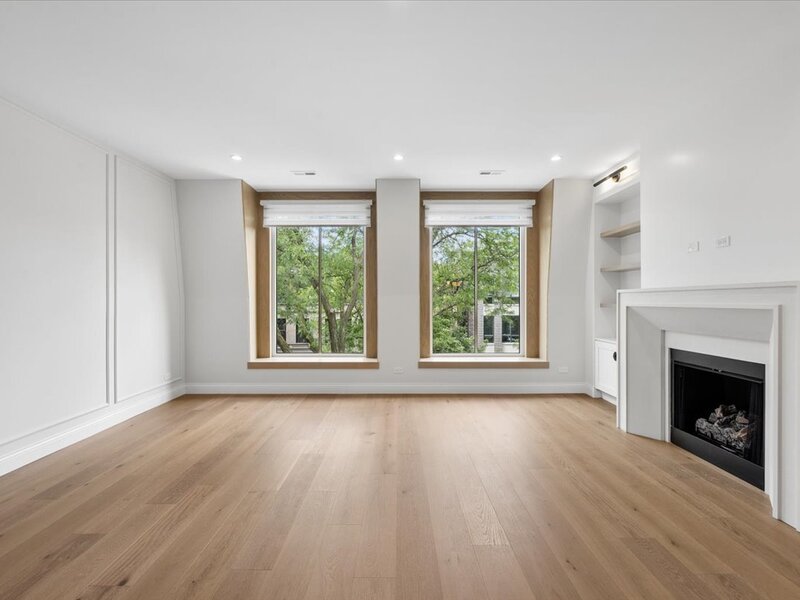 3739 N Clifton Avenue Chicago IL 60613