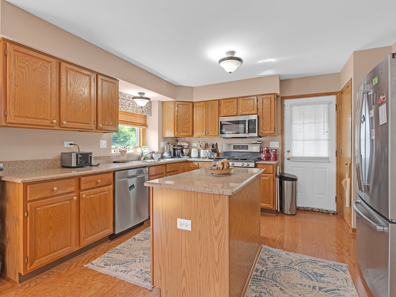 265 Biscayne Street Bloomingdale IL 60108