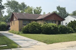 Photo of 753 E 156th Place South Holland IL 60473