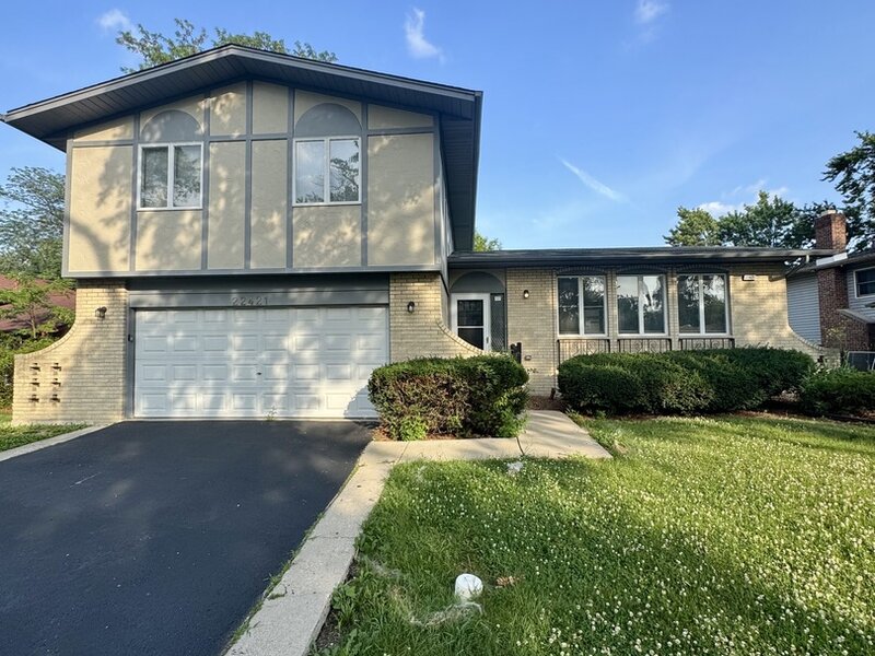 22421 Arquilla Drive Richton Park IL 60471