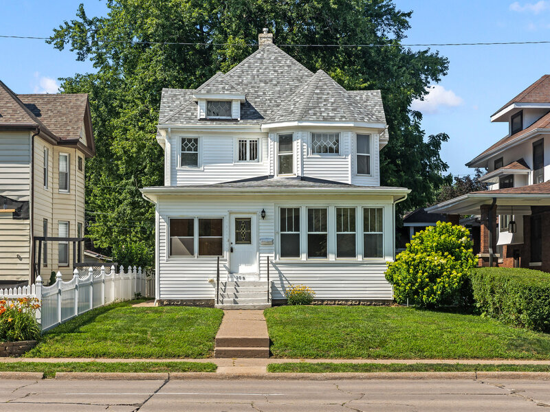 108 W Central Park Avenue Davenport IA 52803