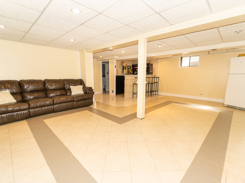 201 S Michigan Avenue Addison IL 60101