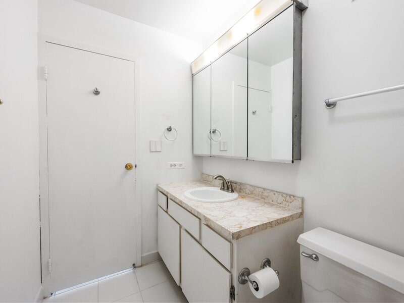 1515 Central Road Arlington Heights IL 60005