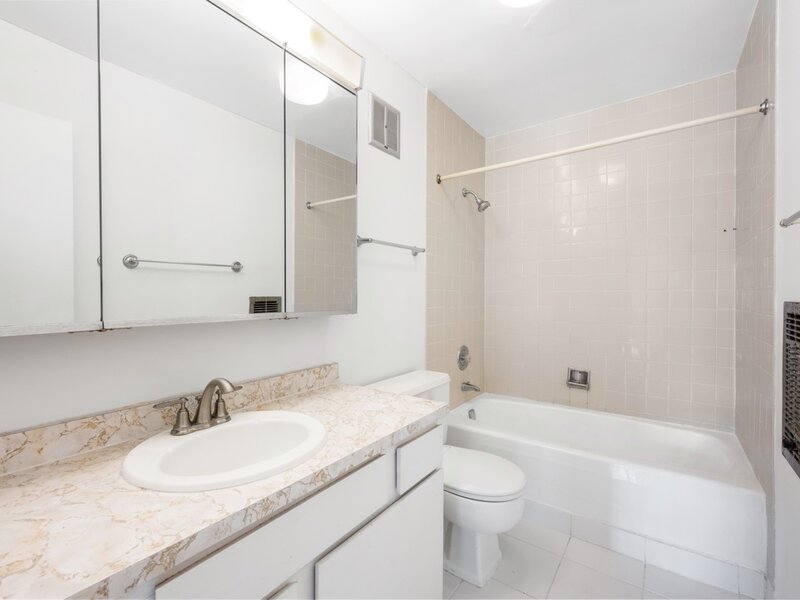 1515 Central Road Arlington Heights IL 60005