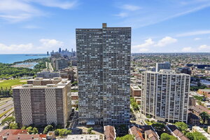 Photo of 655 W Irving Park Road Chicago IL 60613 Unit 1704