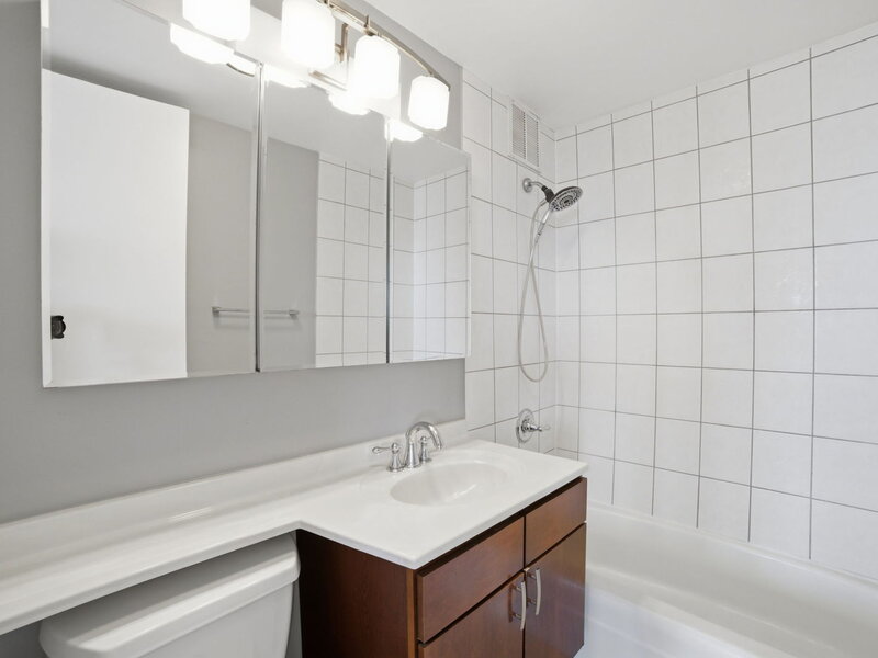 655 W Irving Park Road Chicago IL 60613