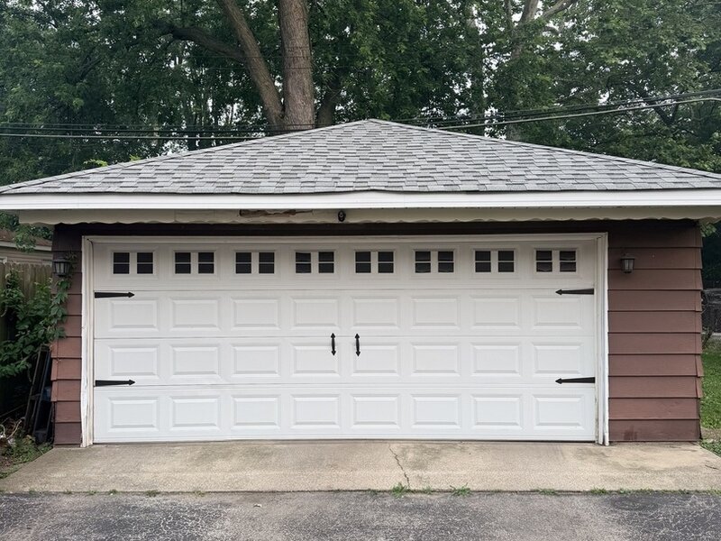 2929 W 85th Street Chicago IL 60652
